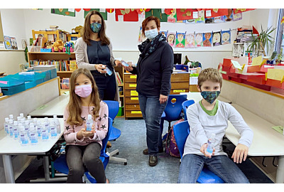 GOJO Central Europe GmbH donates sanitiser to schools